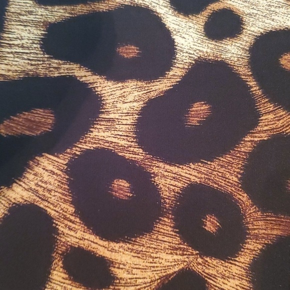 Adele & May Sleeveless Leopard With Sheer Leopard Overlay Size M - Picture 4 of 9